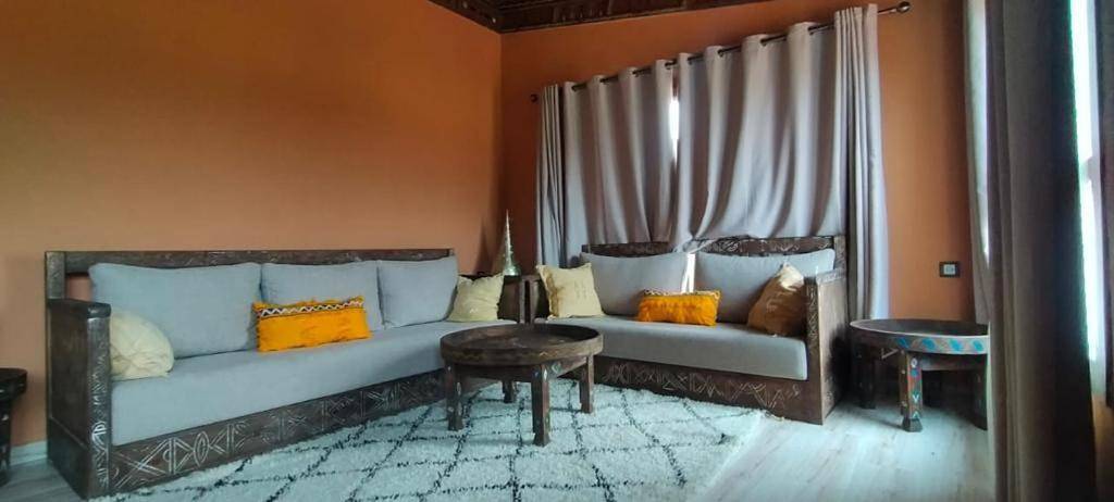 Hütte für 3 Personen, mit Pool und Garten sowie Ausblick in Afrika