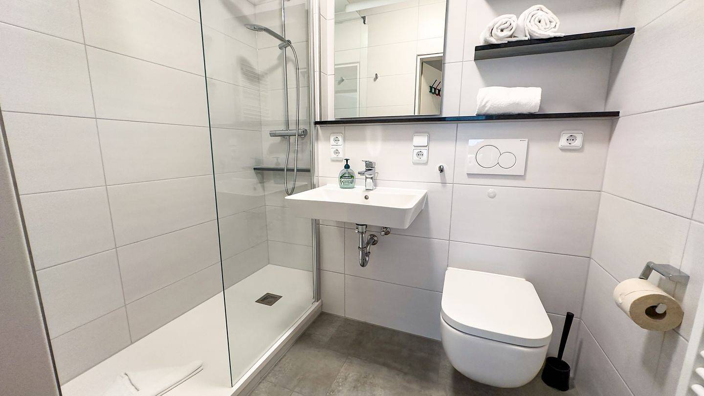 Ganze Wohnung, Fb 07.03 - Gemütliche Meerblick-Ferienwohnung für bis zu 4 Personen in Sahlenburg Strand, Cuxhaven