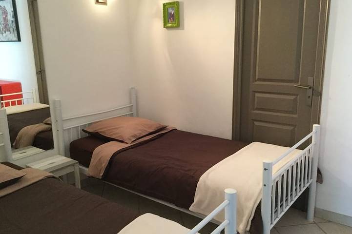 Gîte pour 4 personnes, avec terrasse et jardin à Borgo - 3