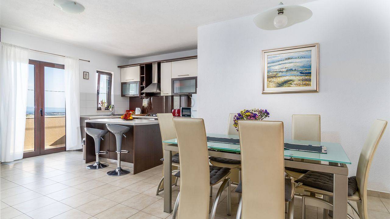 Ganze Ferienwohnung, Ferienwohnung für 5 Personen (95 m²) in Klis in Klis, Split-Dalmatien