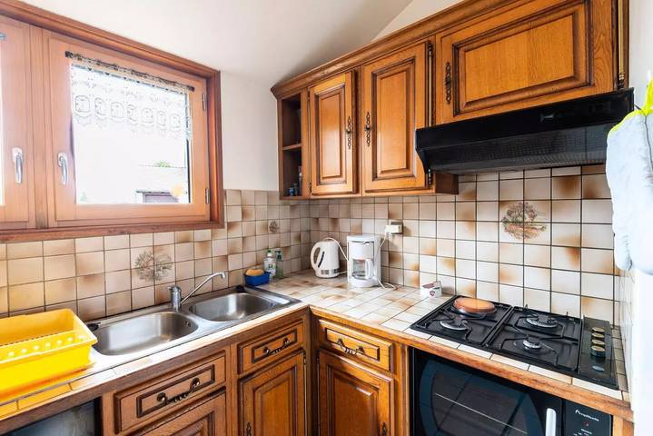 Gîte pour 6 personnes, avec piscine et terrasse dans La Fage-Saint-Julien - 2