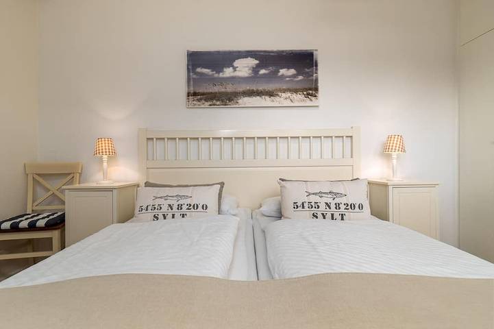 Ganze Wohnung, Sehr strandnah, zentral,sehr gepflegt und einladend, WLAN, Stellplatz in Westerland, Sylt (Gemeinde)