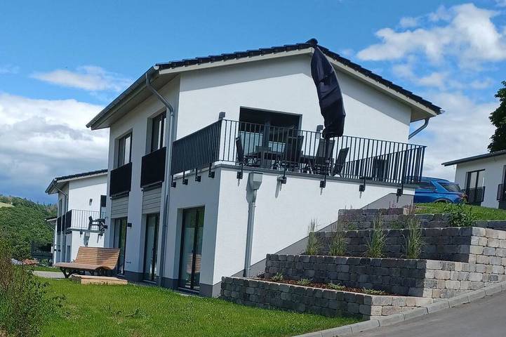 Luxus-Ferienhaus für 7 Personen, mit Garten