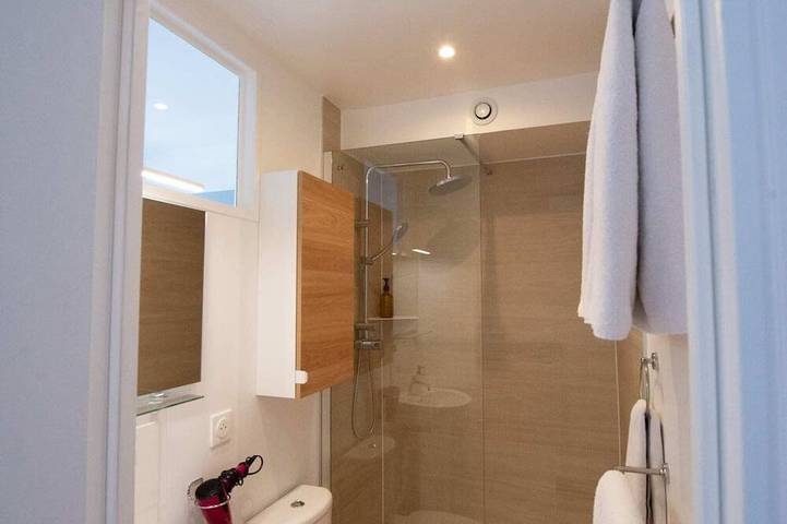 Apartamento entero, Studio number 15 in Pantin in Pantin, Sena-Saint Denis