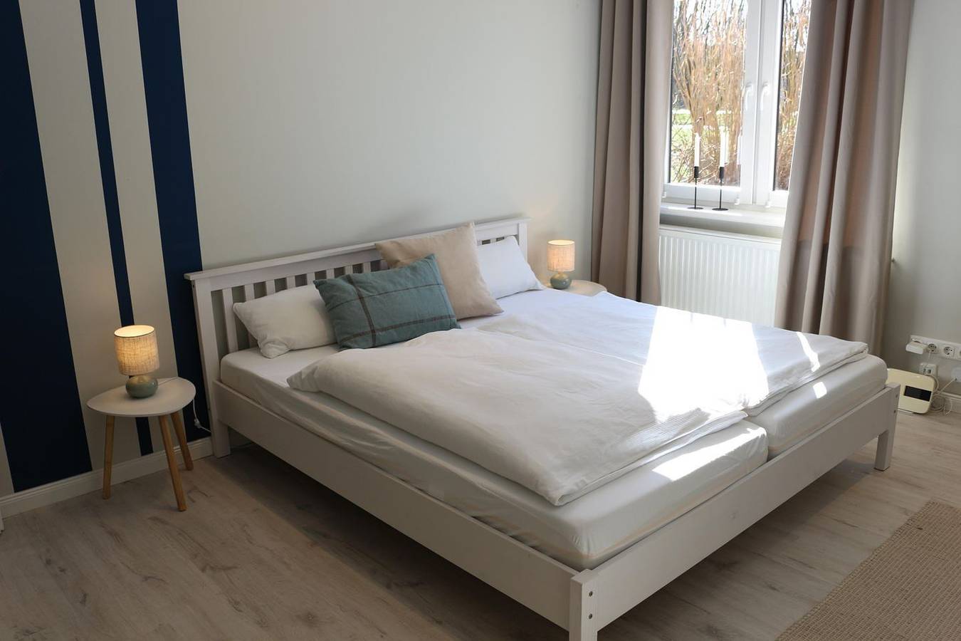 Ganze Wohnung, Freistehendes Ferienhaus in Tönning: 100 m² mit Garten & Terrasse in Tönning, Halbinsel Eiderstedt