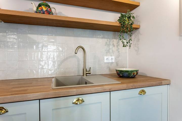 Entire studio, Vila Santa Luzia 6 with Shared Pool, Wi-Fi, and Air Conditioning in Fátima, Santarém District