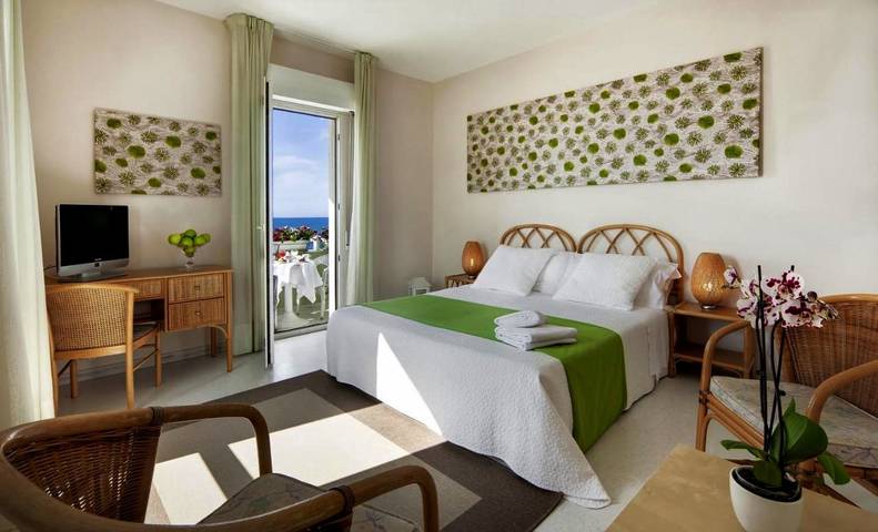 Hôtel pour 2 personnes, avec terrasse, animaux acceptés à Scoglitti - 2