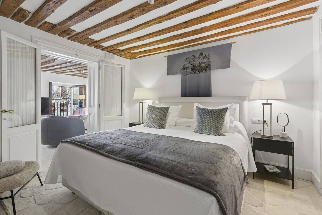 Stylish Retreat by Plaza Santa Ana, foto 8