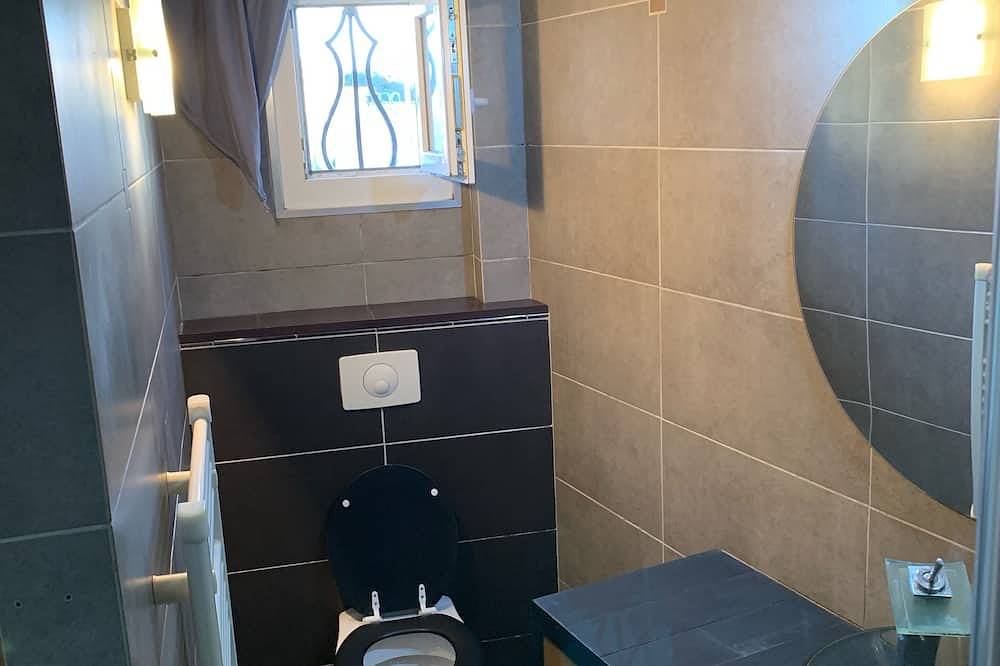 Waterfront vacation home in Port-de-Bouc, Istres region