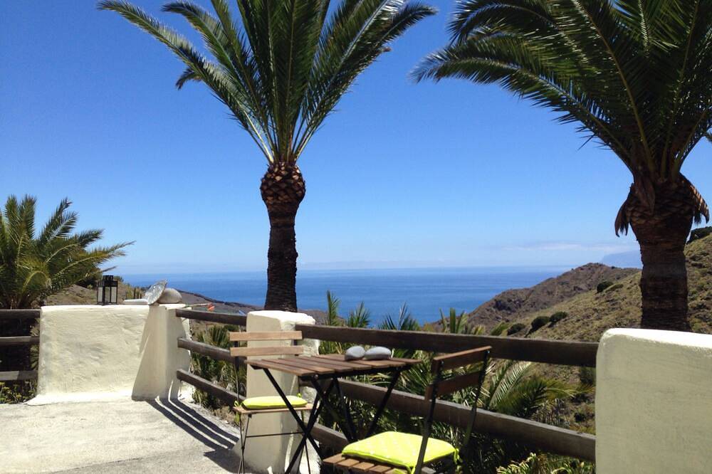 Casa Casa Aloha Oasis de palmiers sur la mer dans la réserve naturelle de La Gomera in Hermigua, La Gomera