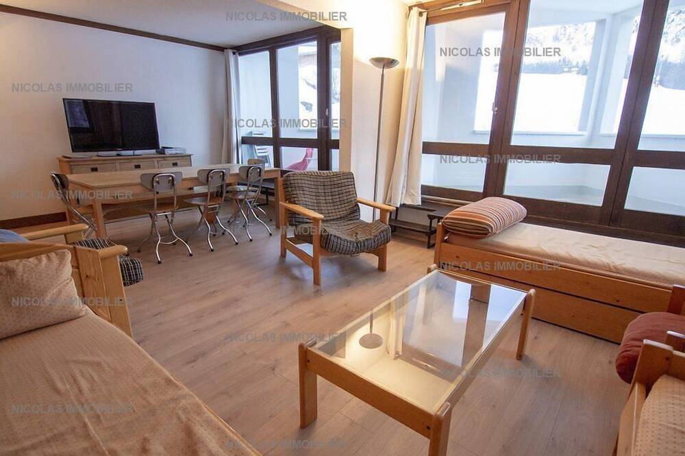 Ganze Wohnung, 3 Zimmer 8 Pers. Schneefront / Handelsgalerie in Isola 2000, Isola