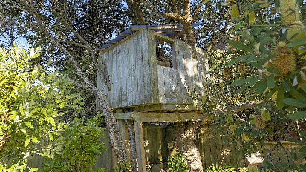 Kapiti Views - Waikanae Beach Holiday Home in Kapiti Coast District