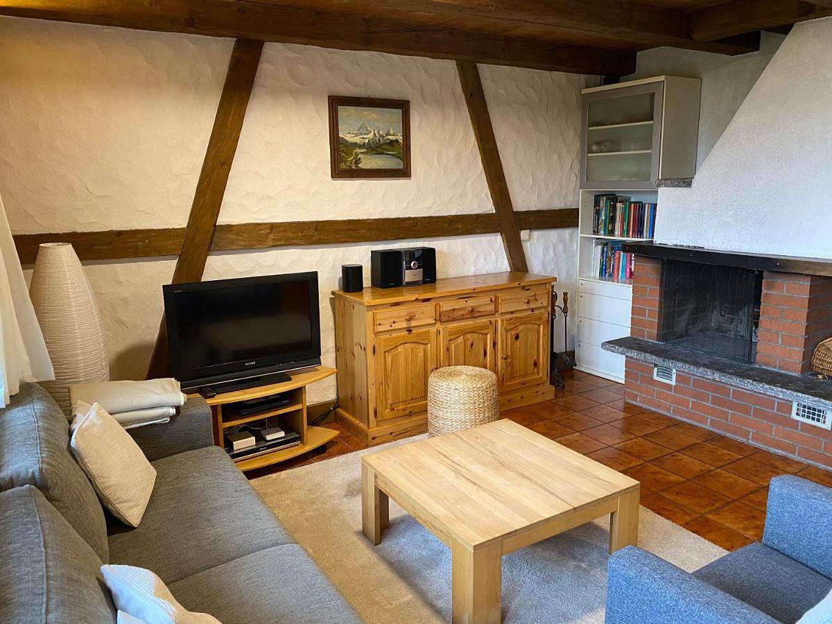 Three-Bedroom Chalet in Hasliberg, Interlaken-Oberhasli