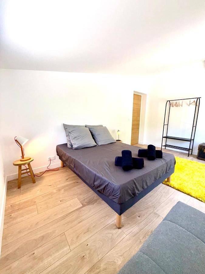 Location de vacances pour 4 personnes, avec piscine et terrasse à Contes - 4