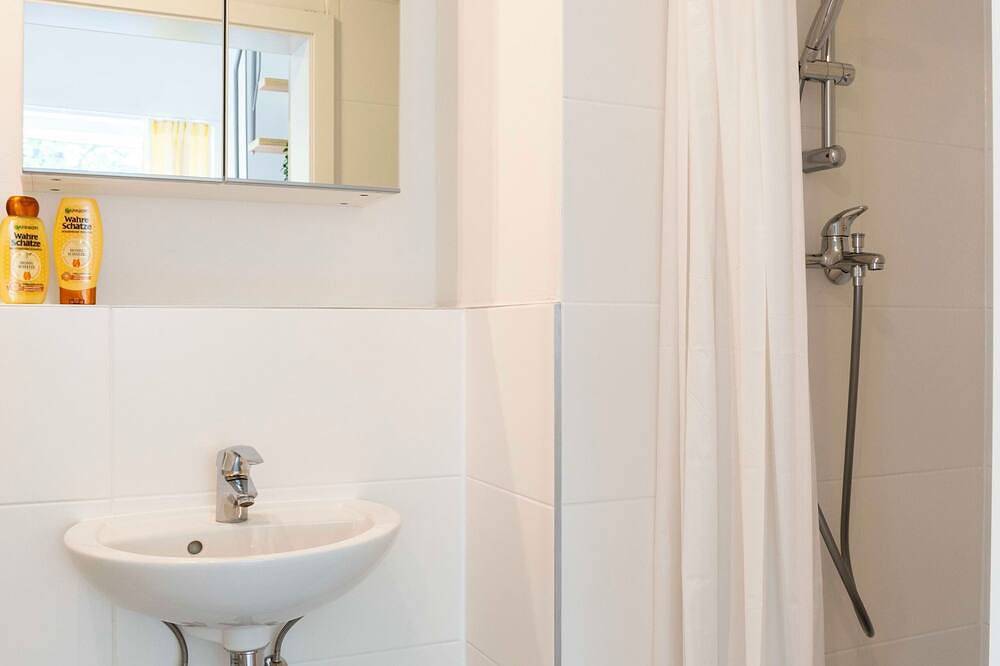 Ganze Wohnung, Charmante Wohnung in Berlin-Wilmersdorf in Berlin Innenstadt, Berlin