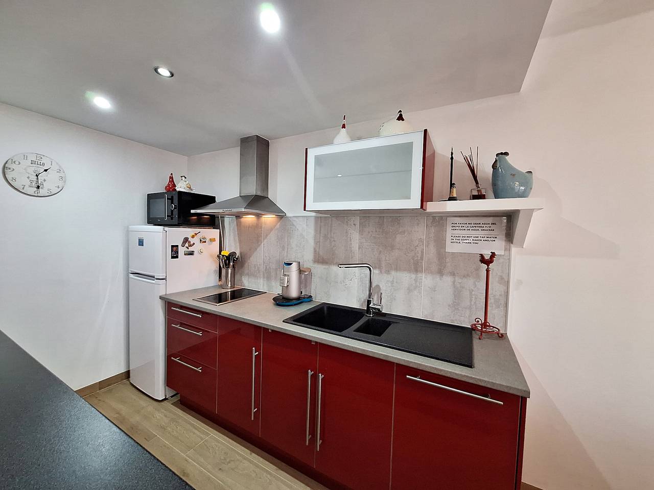 Entire apartment, Modern apartment near the beach with pool, Wifi, parking and air conditioning in Vera, Costa de Almería