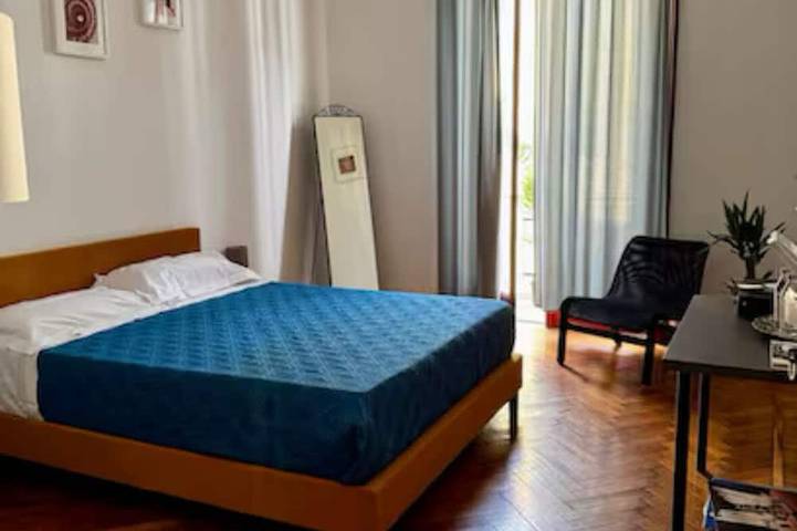 Ganze Wohnung, Drei-Zimmer-Wohnung im Stadtzentrum in Mailand, Mailand Provinz