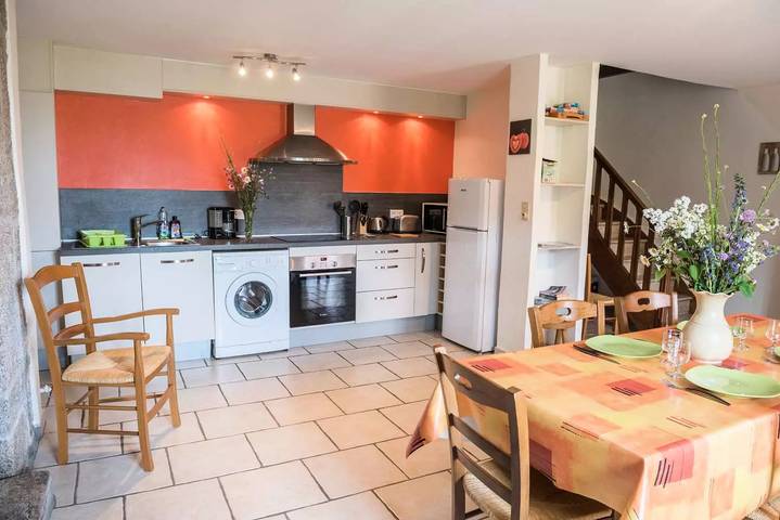 Gîte pour 7 personnes, avec terrasse et piscine dans Les Monts-Verts - 3
