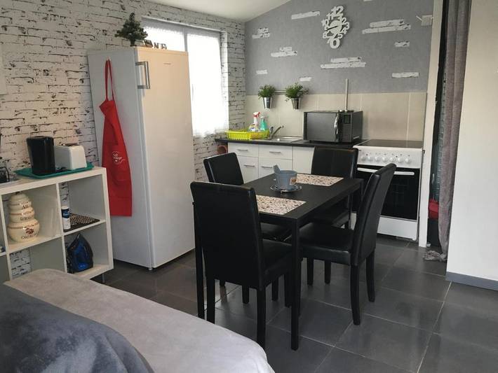 Maison d’hôte pour 2 personnes, avec terrasse ainsi que vue et jardin à Le Fenouiller - 3