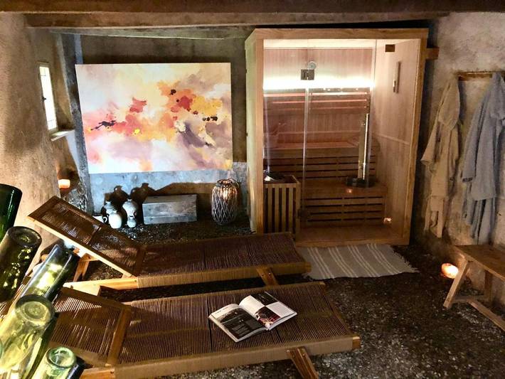 Location de vacances pour 2 personnes, avec terrasse ainsi que sauna et jacuzzi à Montreuil-Bellay - 3