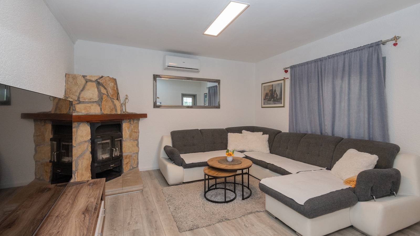Hacienda Anna by Villas Guide in Imotski, Makarska Riviera