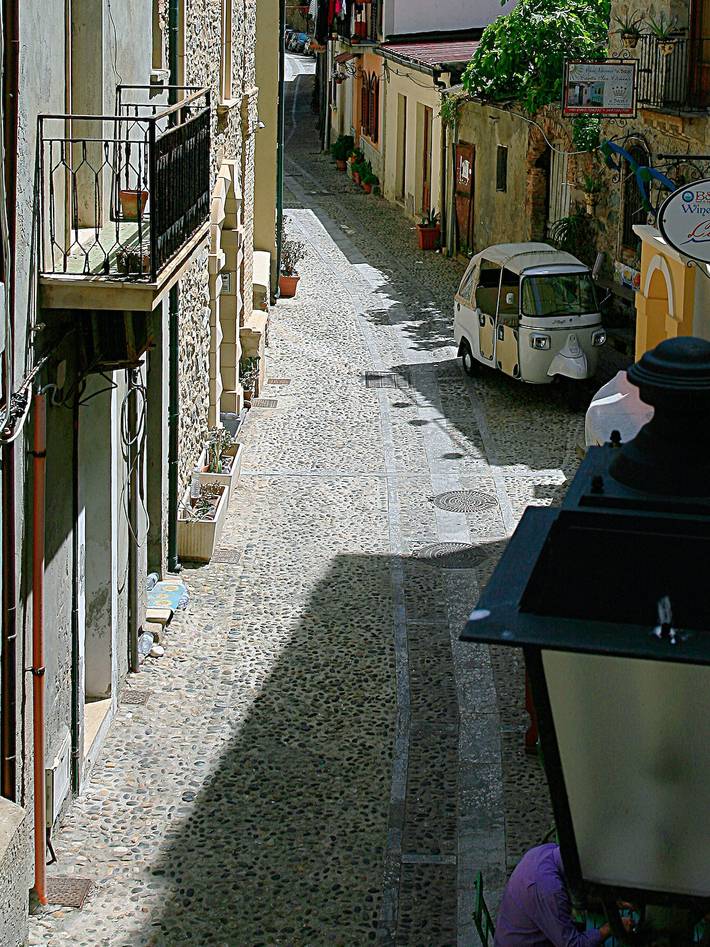 Gîte pour 6 personnes, avec balcon à Scilla - 3