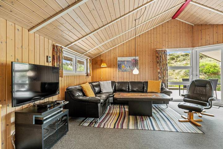 Ferienhaus für 8 Personen, mit Balkon/Terrasse und Whirlpool sowie Sauna in Blavand - 2