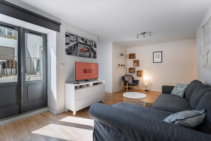 Ferienwohnung für 6 Personen, mit Terrasse und Garten in Porto - 3