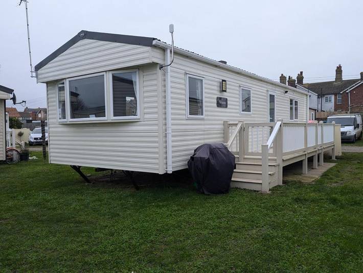 Camping for 6 people, with Balcony and Terrace in Felixstowe