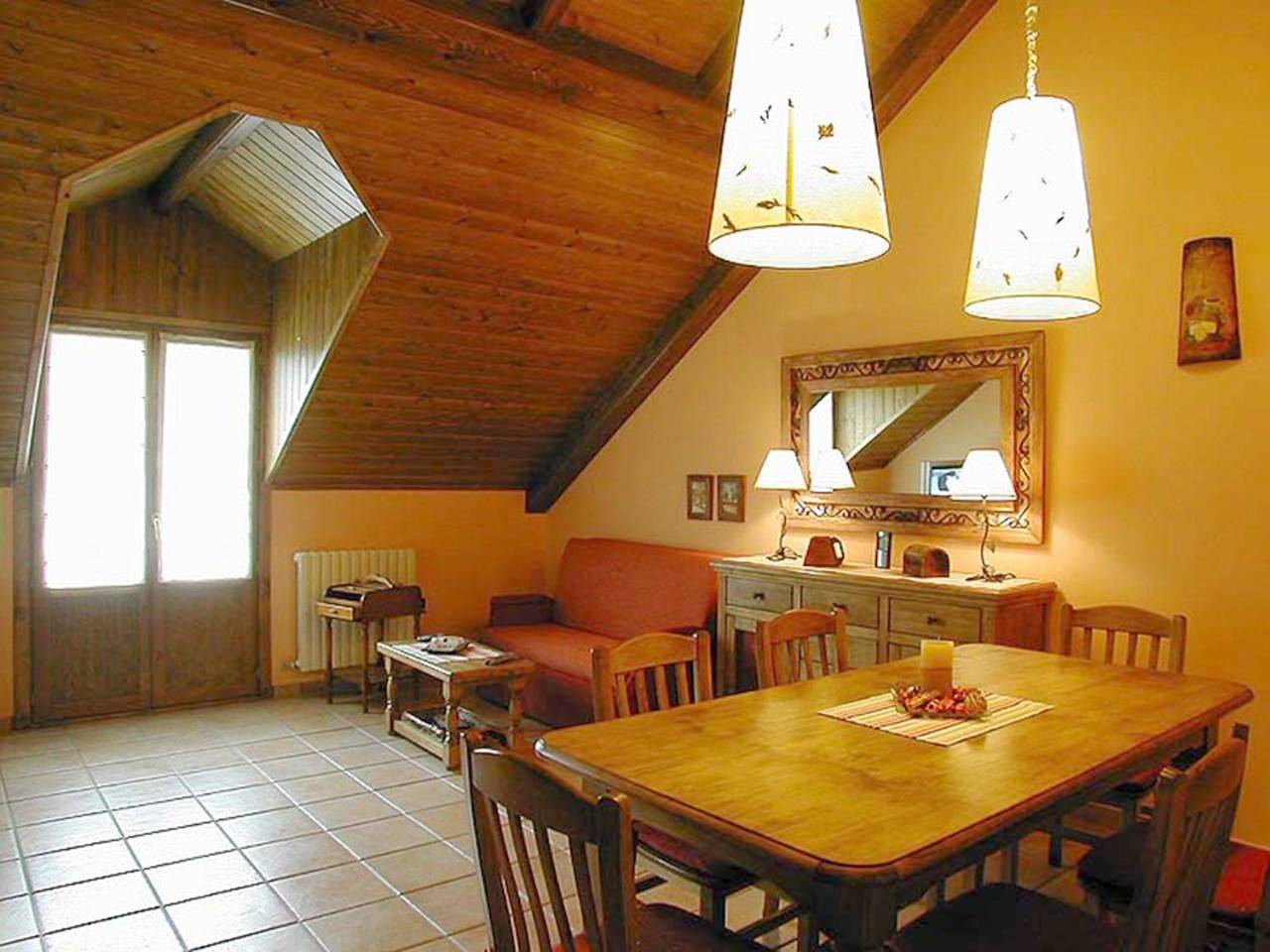 Apartamento entero, Apartamentos Los Pirineos Biescas in Biescas, Pirineos