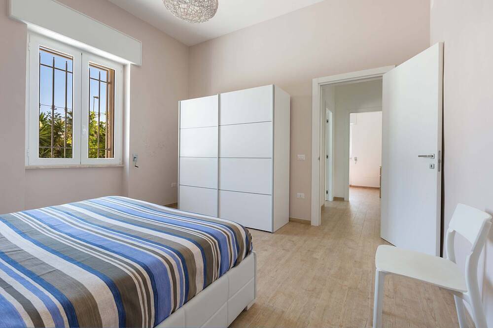 Entire apartment, Villa Oasi Marina by Barbarhouse in Campomarino di Maruggio, Campomarino (Apulia)