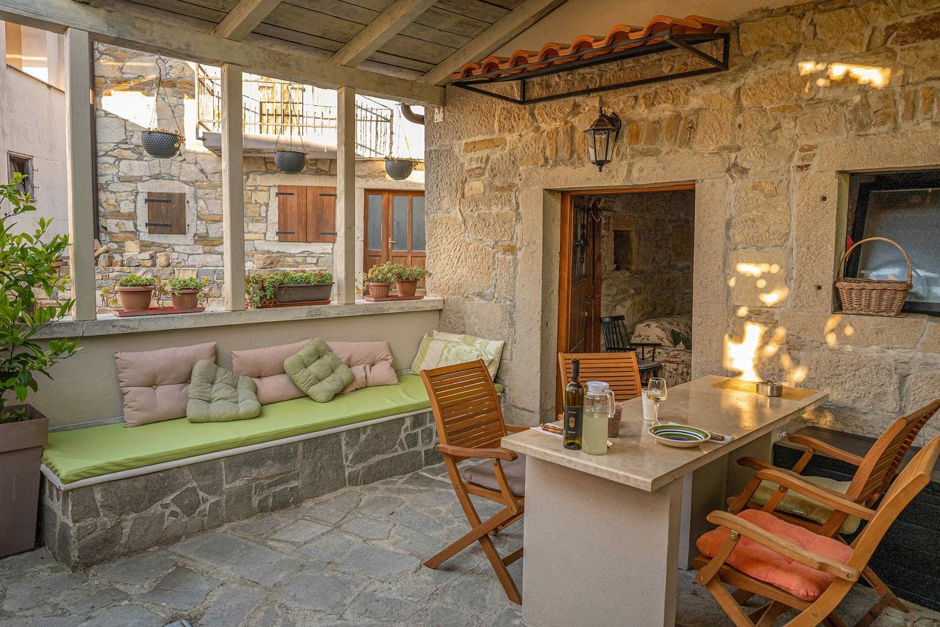 Kuca Sveti Donat in Buzet, Središnja Istra