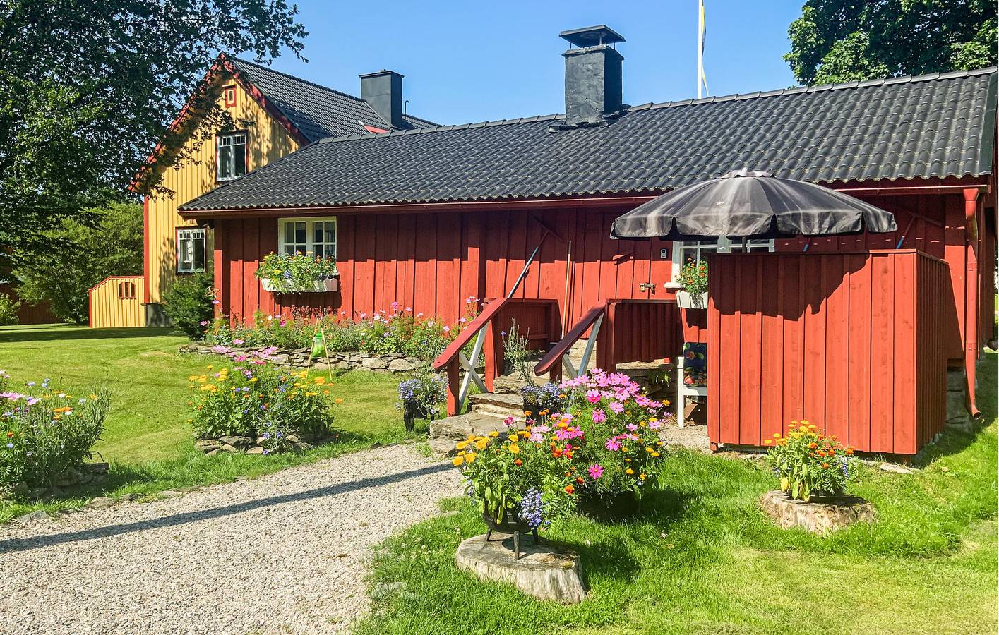 Hus för 3 Personer, med trädgård