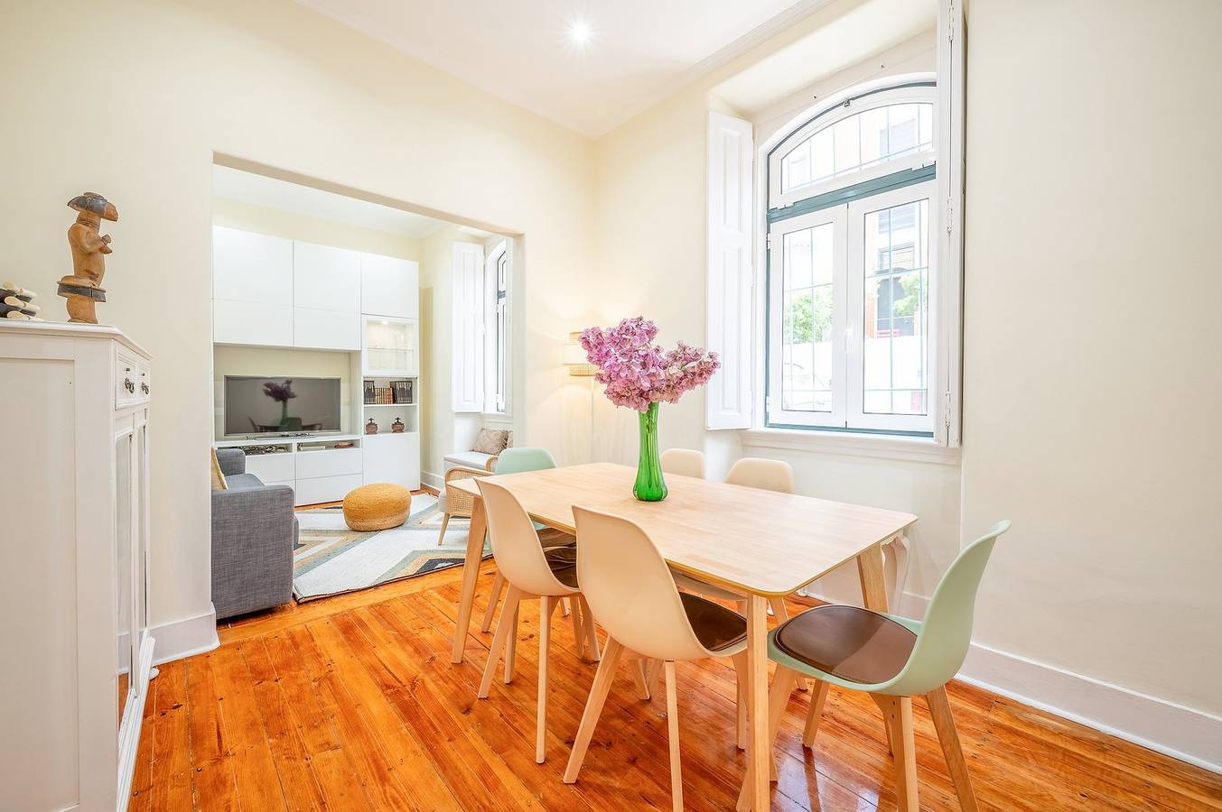 Ganze Wohnung, Ferienwohnung für 4 Personen mit Terrasse in São João de Deus, Lissabon