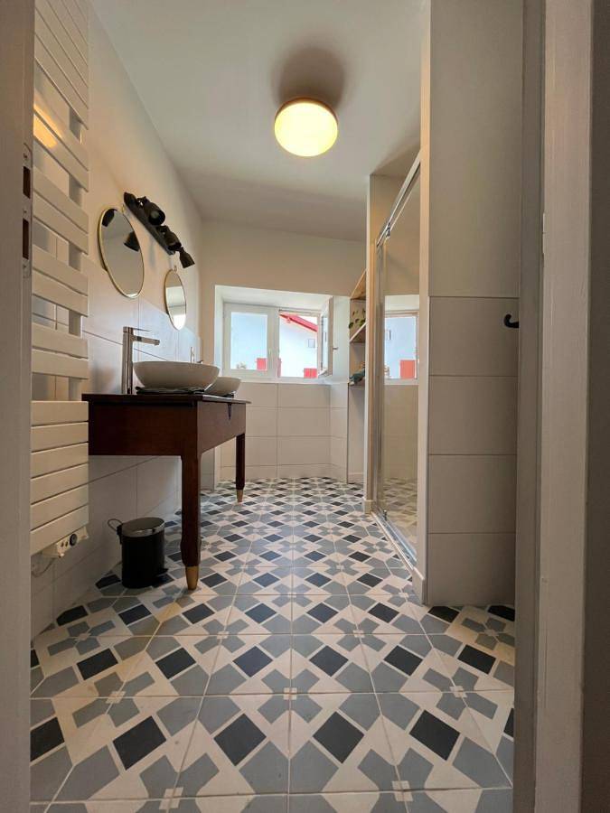 Location de vacances pour 2 personnes, avec jardin ainsi que terrasse et vue à Saint-Martin-d'Arrossa - 4