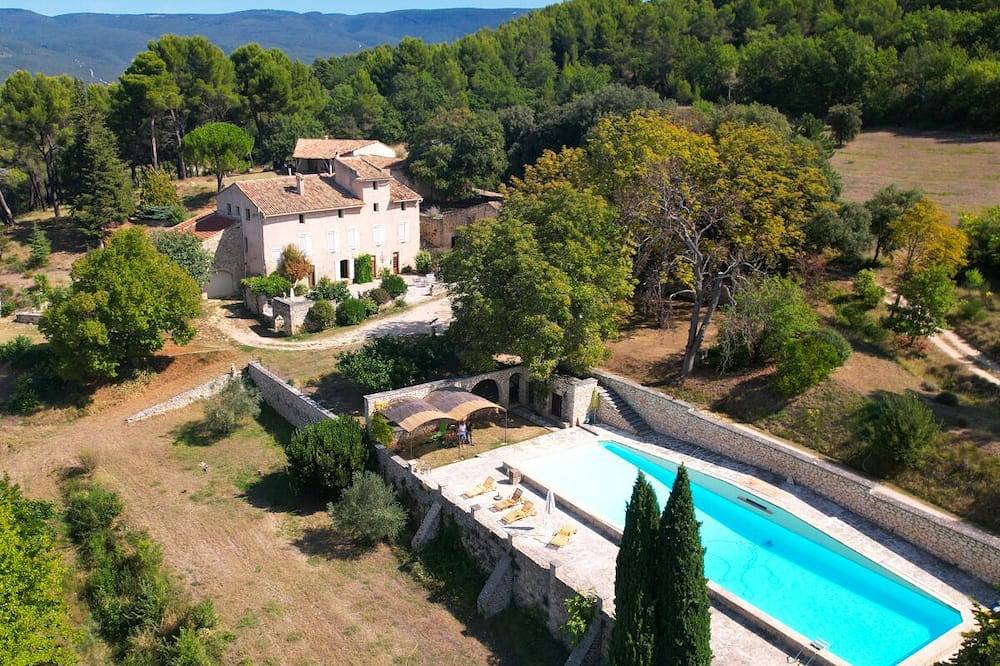 Mas Provencal im Herzen der Provence für bis zu 15 Personen in Villars, Regionaler Naturpark Luberon