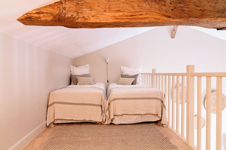 Location de vacances pour 10 personnes, avec sauna ainsi que jacuzzi et jardin à Néac - 3