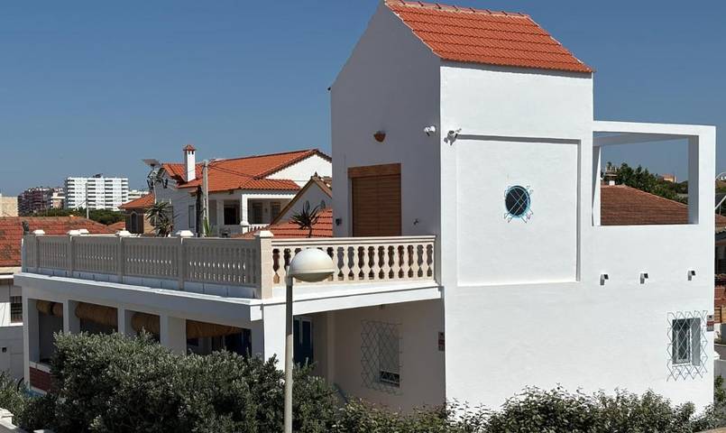 Apartamento para 12 personas, con Balcón y Terraza además de Jardín y Vistas en Punta Umbría