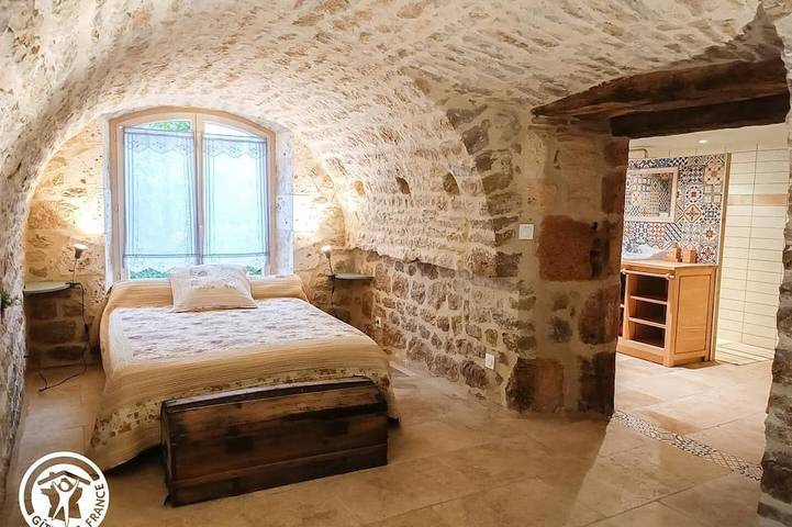 Location de vacances pour 6 personnes, avec jardin, animaux acceptés à Saint-Cyprien (Lot) - 2