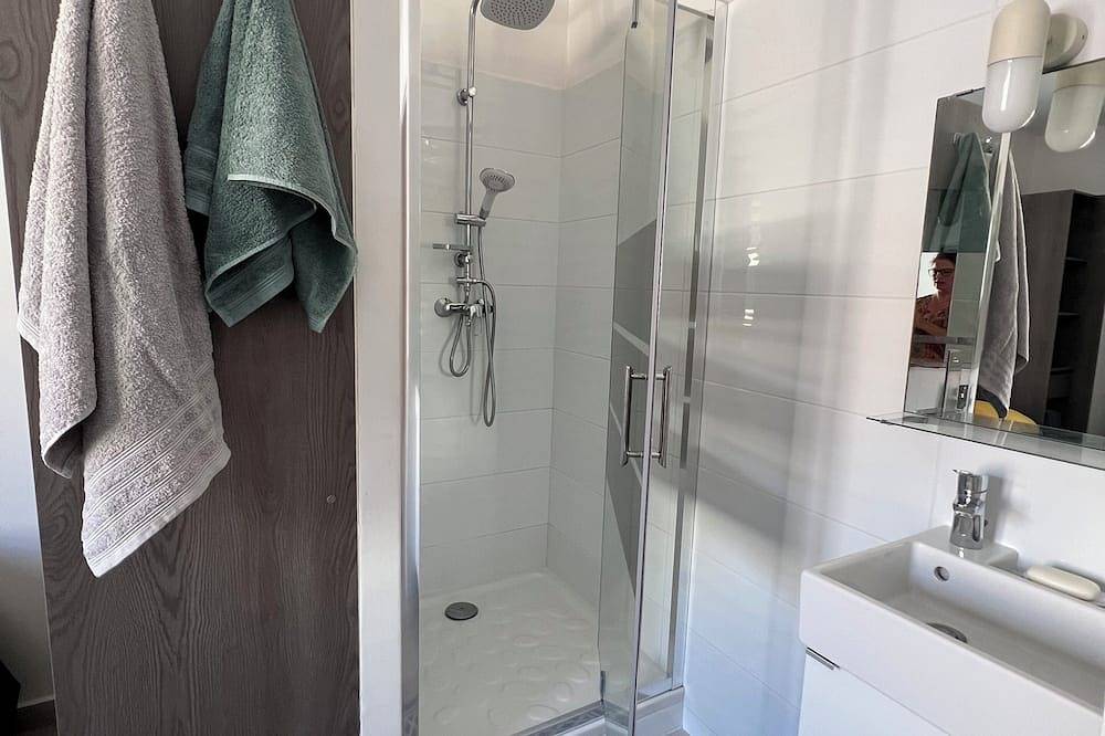 Appartement entier, T1 bis, proche plages in Toulon, Région de Toulon