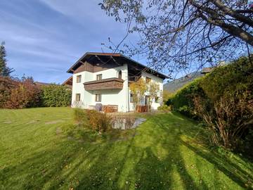 Ferienhaus für 9 Personen, mit Balkon und Garten in Zell am See