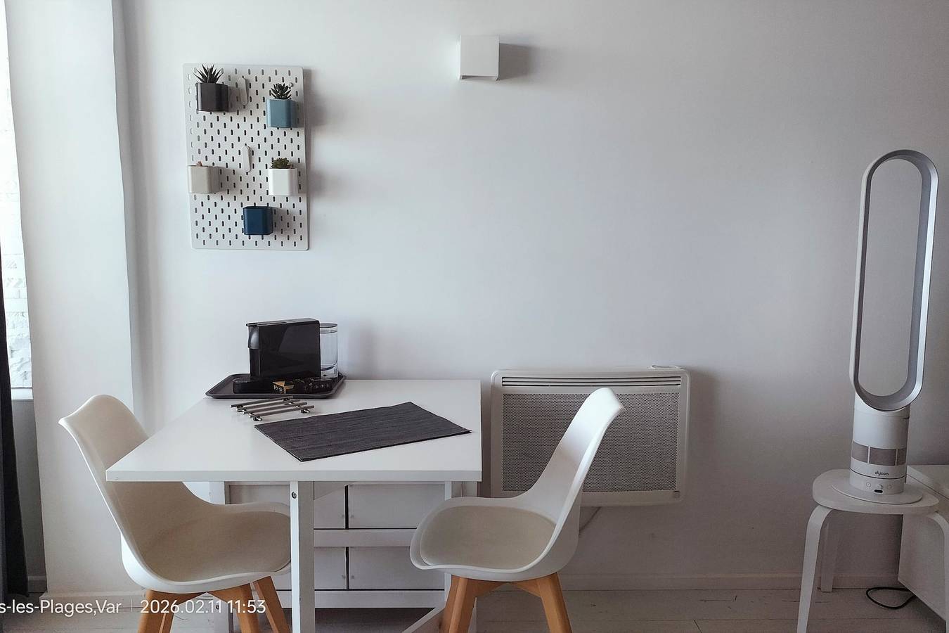 Entire studio, 27m² with terrace - first row sea view in Six-Fours-les-Plages, Toulon region