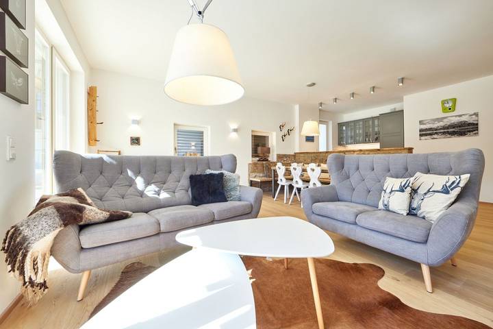 Ferienwohnung für 6 Personen, mit Terrasse und Garten sowie Sauna und Ausblick in Garmisch-Partenkirchen