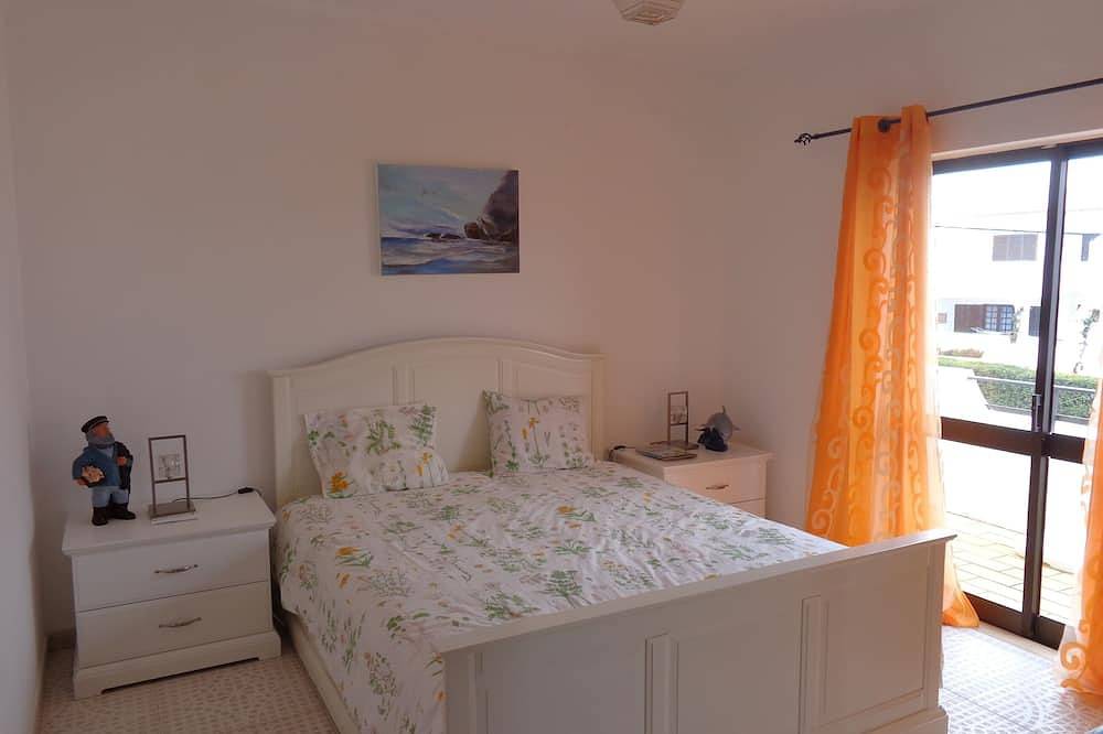 Geheel appartement, Appartement in villa, met uitzicht op zee op 100 meter. van het strand van Benagil in Benagil, Faro District