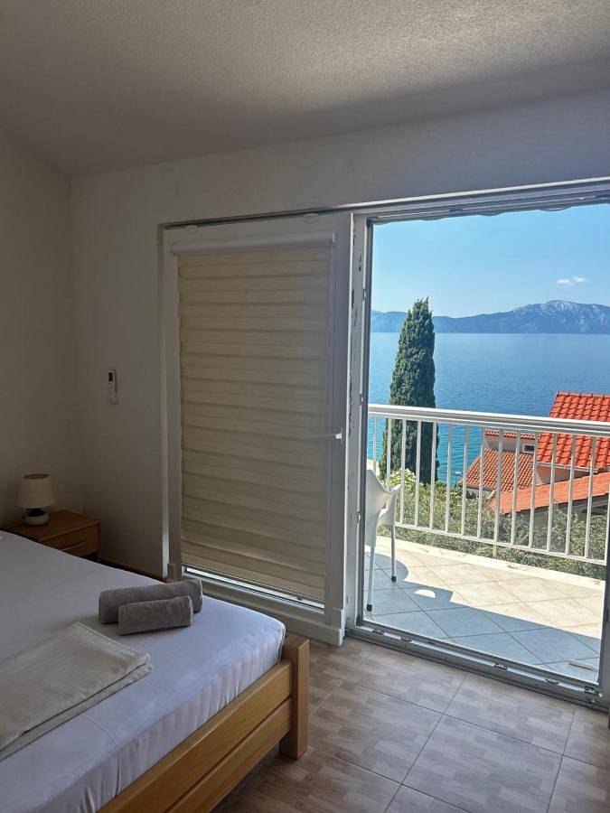 Apartament wakacyjny dla 5 osób, z widok i ogród, zwierzęta dozwolone w Brist