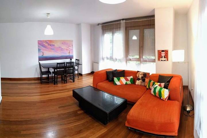 Apartamento para 5 personas, con balcón en Ramales de la Victoria