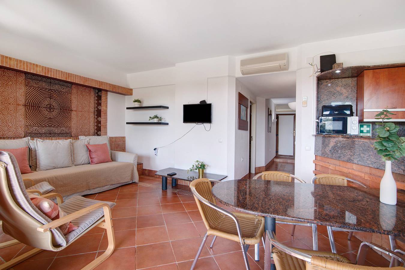 Ferienhaus 'Seaside 423A' mit Gemeinschaftspool, Wlan und Klimaanlage in Pedras d'El Rei, Santa Luzia