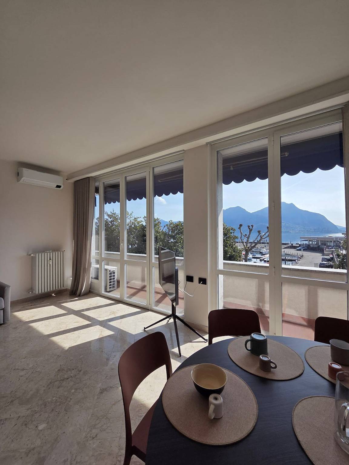 Ganze Wohnung, Appartamento al porto in Intra (Verbania), Comune di Verbania