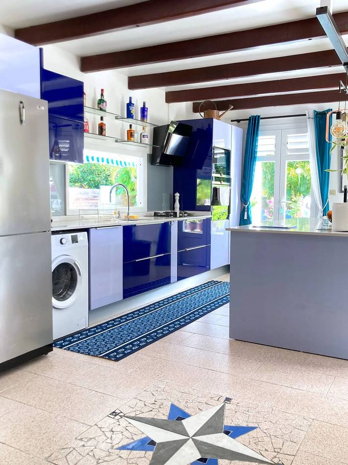 Villa with Private Pool in Ducos, 200 m² in Dikos, Martinique