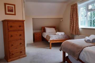 Cottage for 7 People in Sway, New Forest National Park, Photo 2